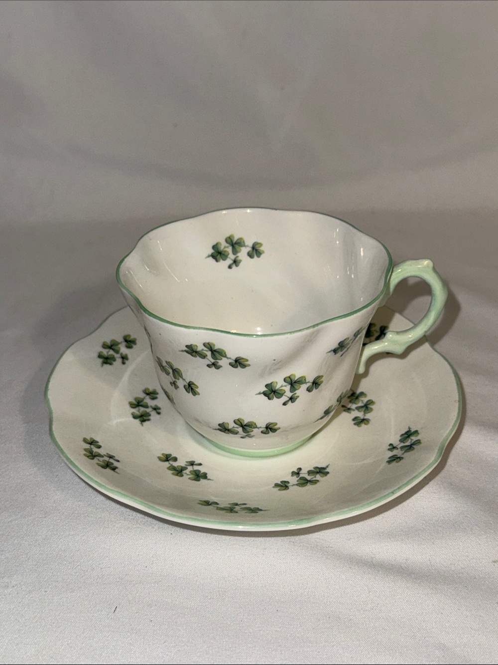 Vintage Shamrock Fine China Tea Cup and Saucer set - Andrea - made in England